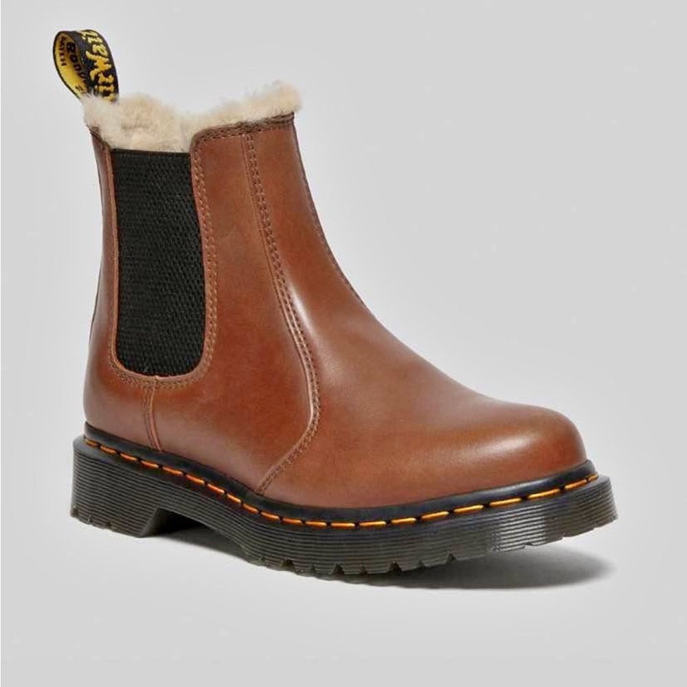 Dr. Martens Leonore Boots 2976